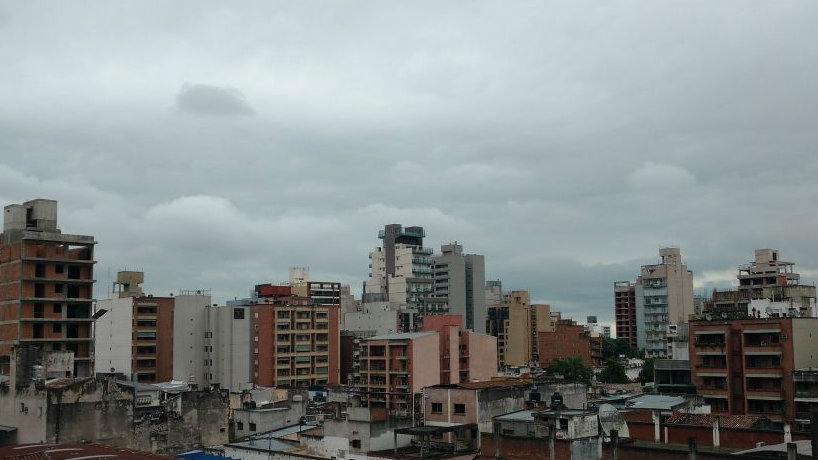 Pronostican lluvias y tormentas fuertes hasta el sábado — Valle Central Pronostican lluvias y tormentas fuertes hasta el sábado — Valle Central