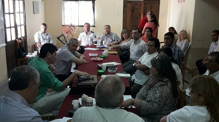 Reunión en Lamadrid. Foto: Sec de Comunicación Pública
