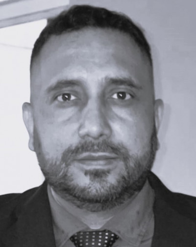 Daud  Azadte