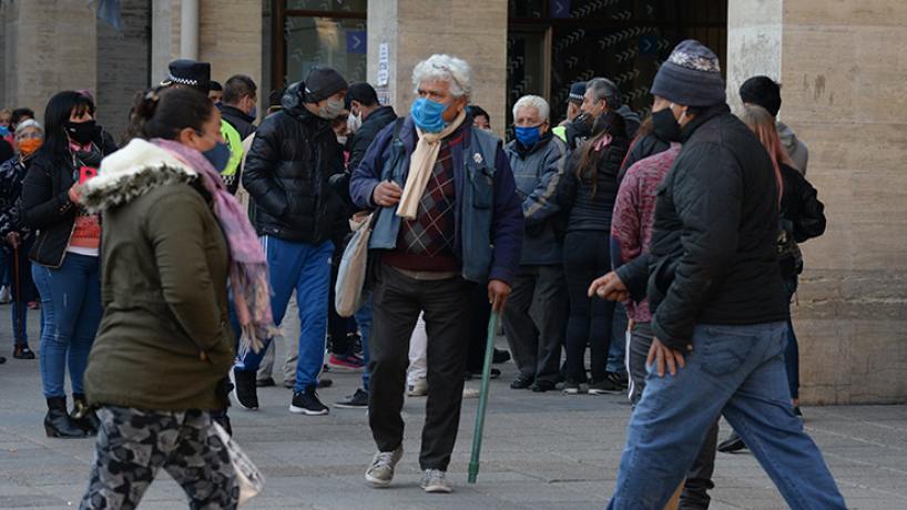 Salud pide restringir la circulación desde las 15 los fines de semana ...