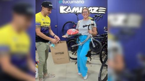 “¡Muchas Gracias!” Johanna retiró su bici de Reyes de Kamikaze Bike