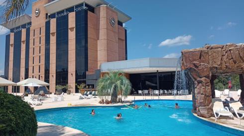 “Un oasis en medio de la ciudad”: disfrutá del verano en el Sheraton Tucumán
