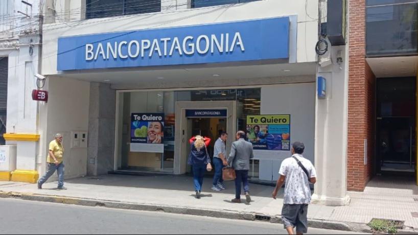 "Seremos inflexibles": un banco fue mutado por más de $12 millones por cobros indebidos a clientes tucumanos