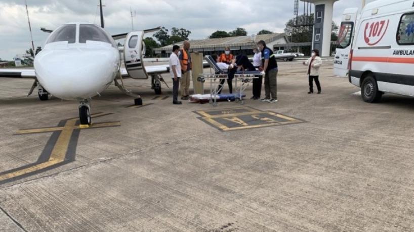 “De emergencia”: se realizó un nuevo traslado sanitario aéreo a un paciente tucumano - Image 2