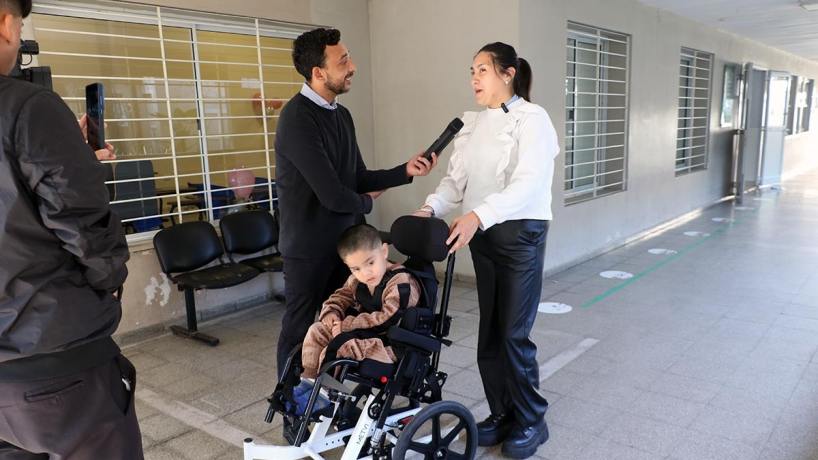 Cambiará su vida: un niño de tres años recibió una silla postural que transformará su calidad de vida en Tucumán