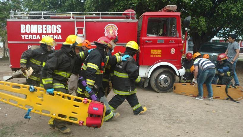 Crisis y servicios reducidos en los cuarteles de bomberos de Tucumán